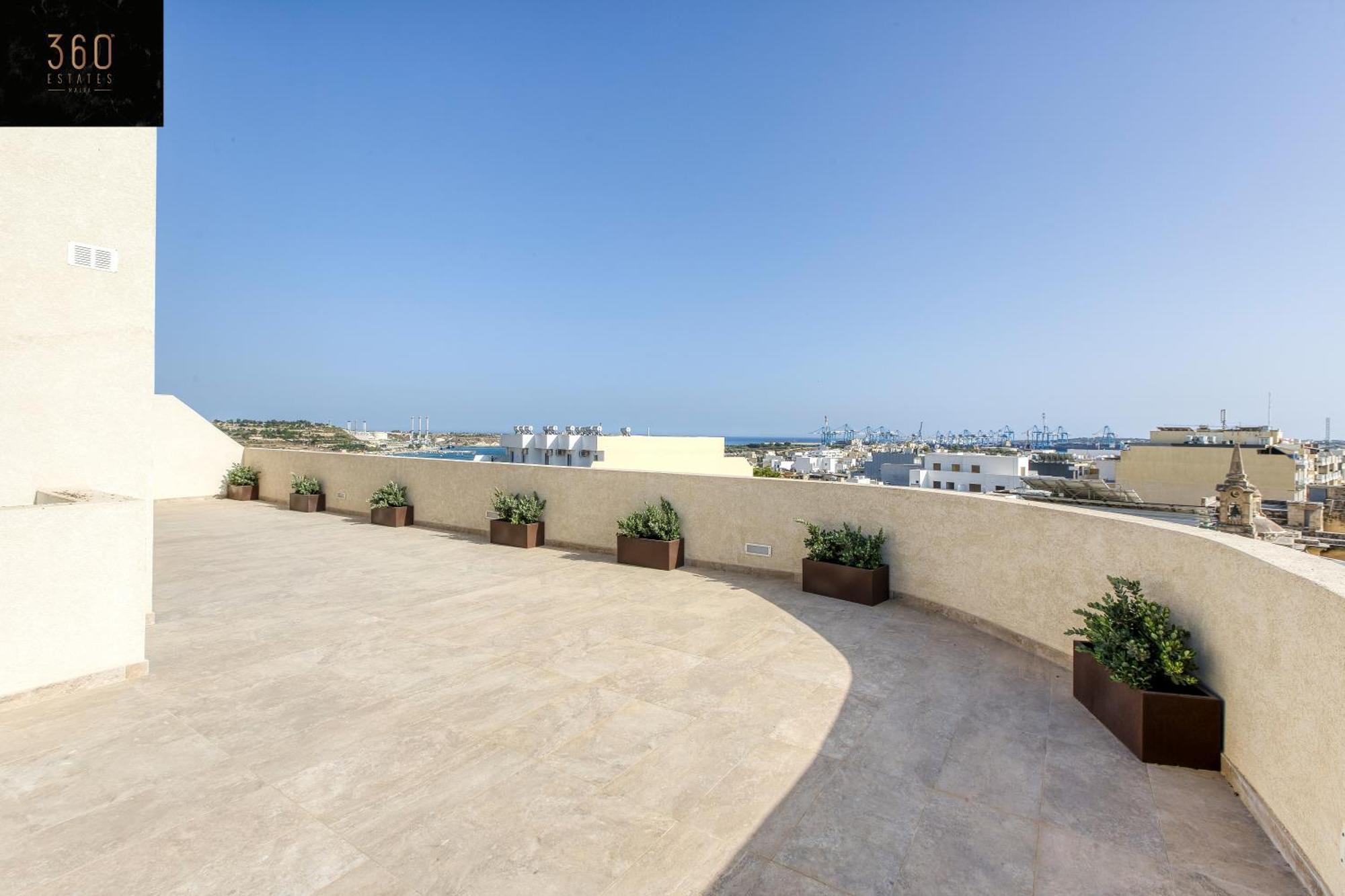 Luxury Beautiful Penthouse With Amazing Views & Ac By 360 Estates Apartment Marsaxlokk Luaran gambar